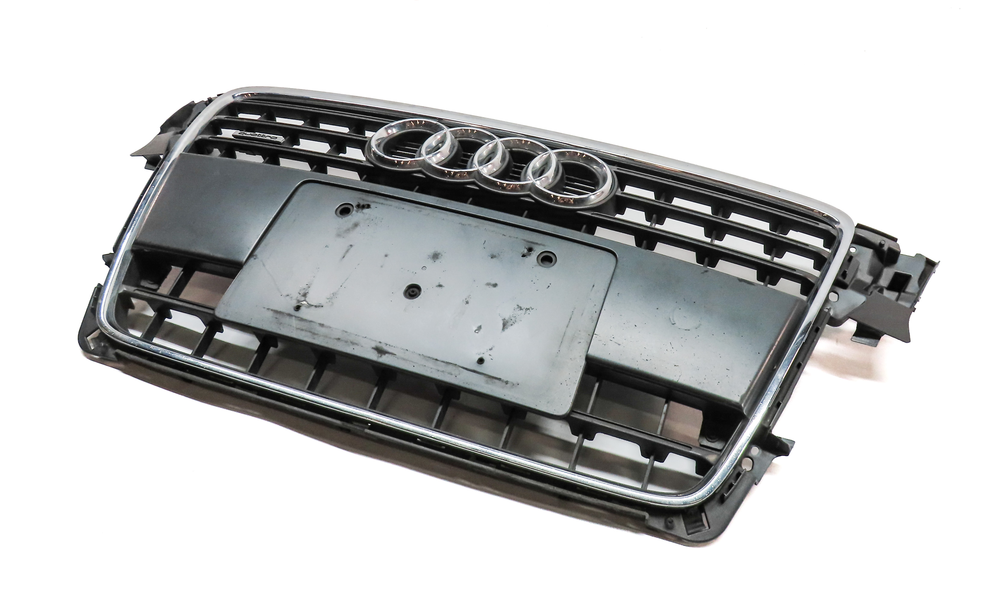 2009-2012 AUDI A4 (B8 8K) FRONT CENTER HOOD AIR VENT GRILLE TRIM & LICENSE MOUNT — exact item pictured